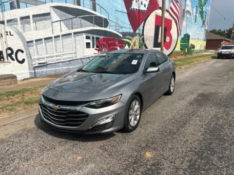 Photos of 2024 Chevrolet Malibu LT for sale in Des Arc, AR at D3 Auto Sales - Des Arc, AR