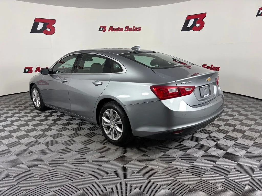 Chevrolet Malibu photo 4