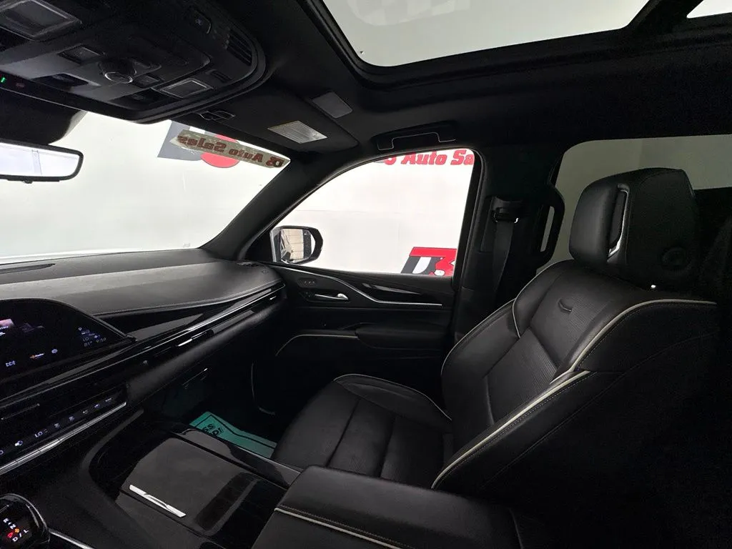 Cadillac Escalade photo 30