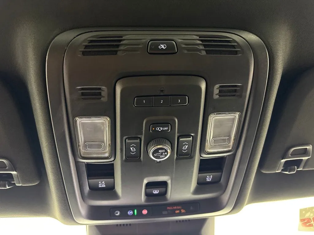 Cadillac Escalade photo 31