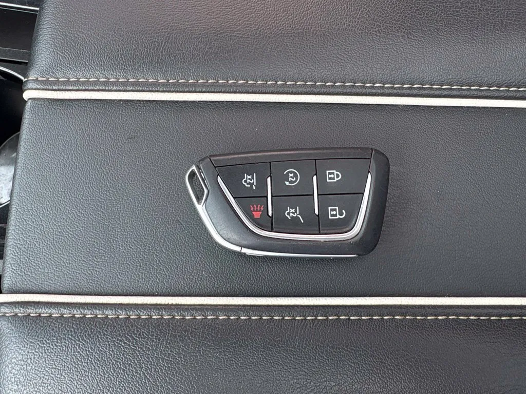 2023 Cadillac Escalade Sport - Photo 64