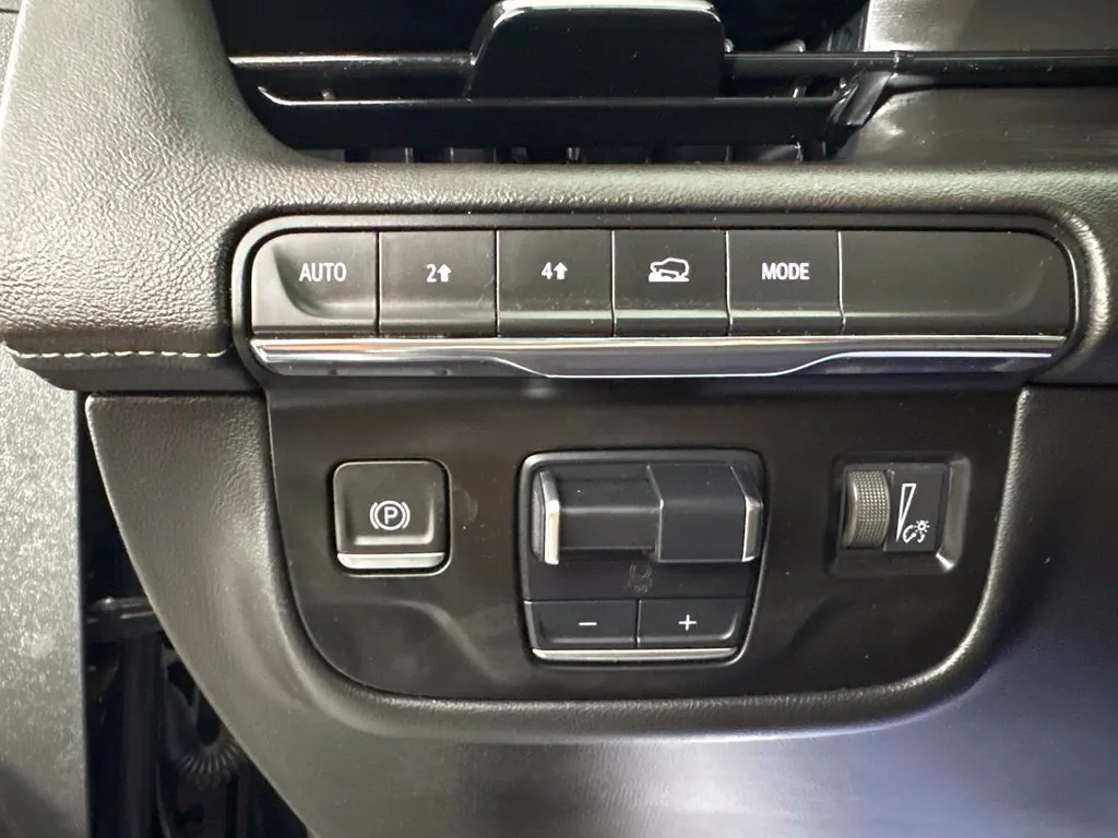 2023 Cadillac Escalade Sport - Photo 22