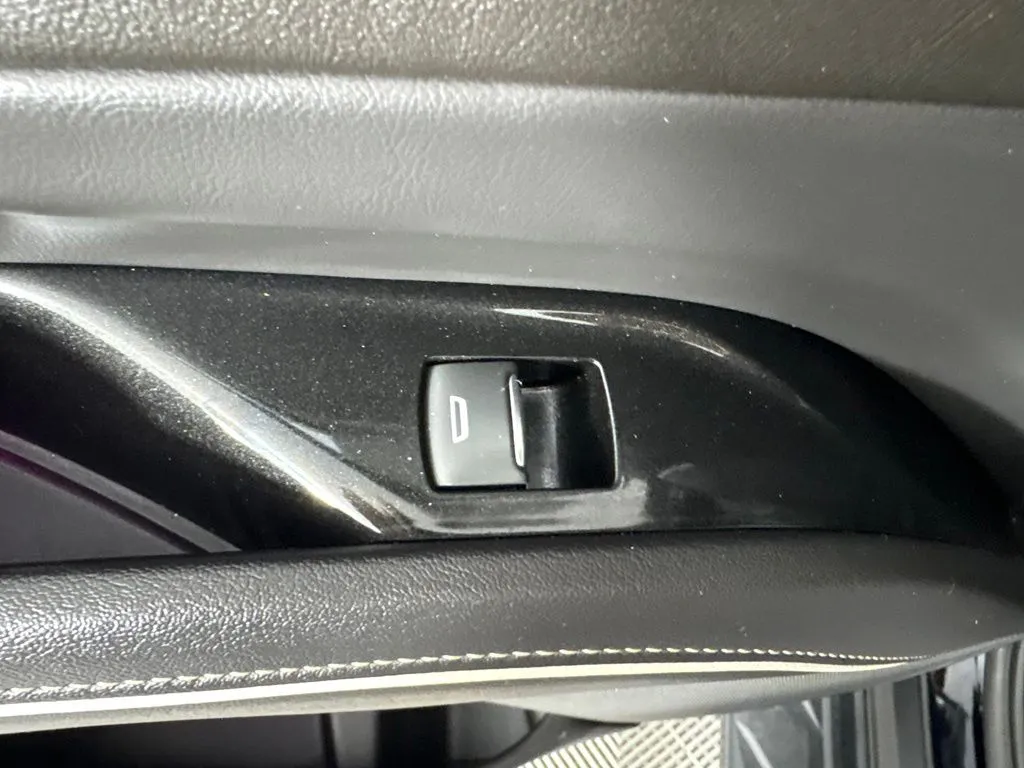 Cadillac Escalade photo 46