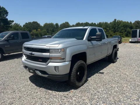 Silver 2016 Chevrolet Silverado 1500 LT for sale in Des Arc, AR