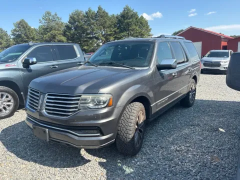 Gray 2015 Lincoln Navigator for sale in Des Arc, AR