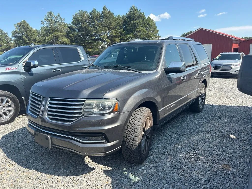 Gray 2015 Lincoln Navigator for sale in Des Arc, AR