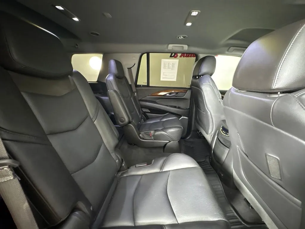 Cadillac Escalade photo 45