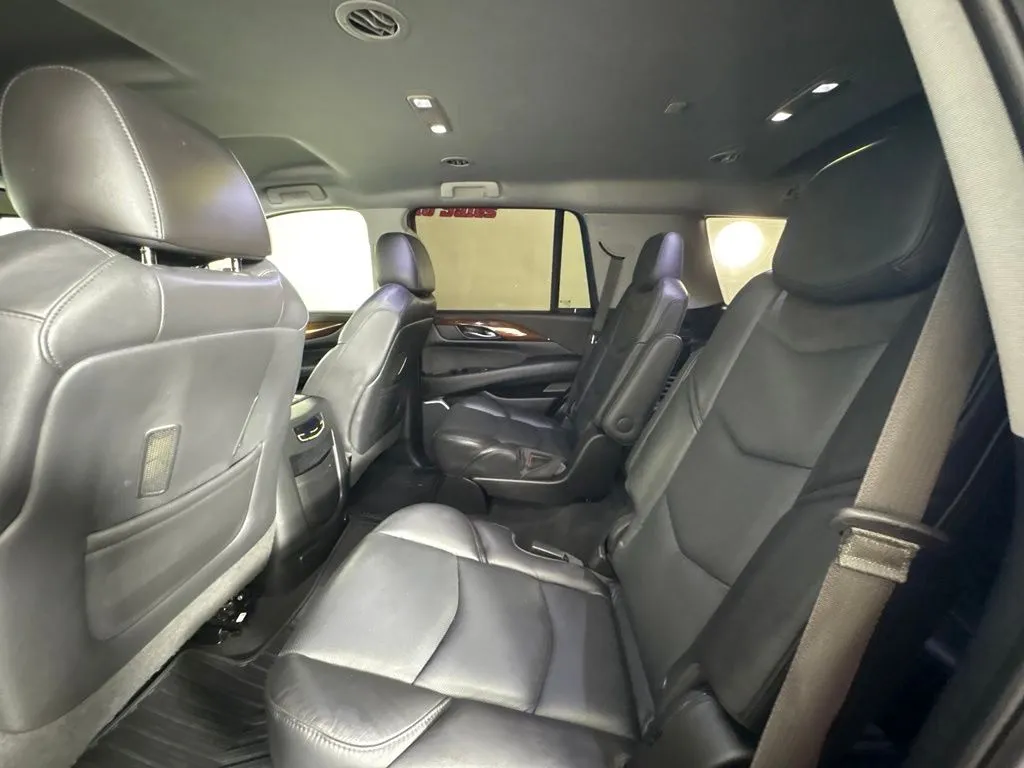 Cadillac Escalade photo 41