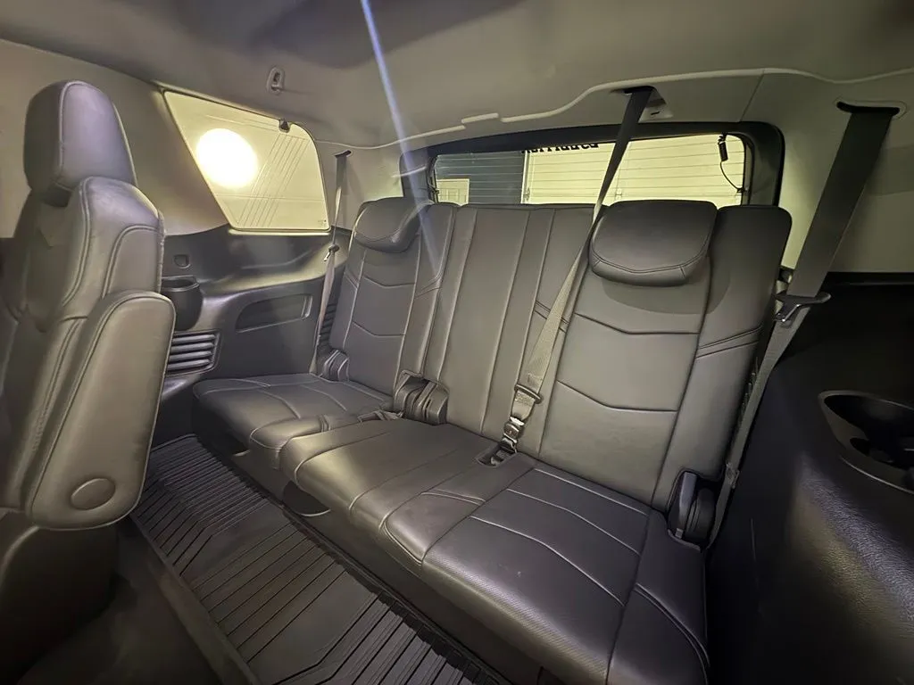 Cadillac Escalade photo 48