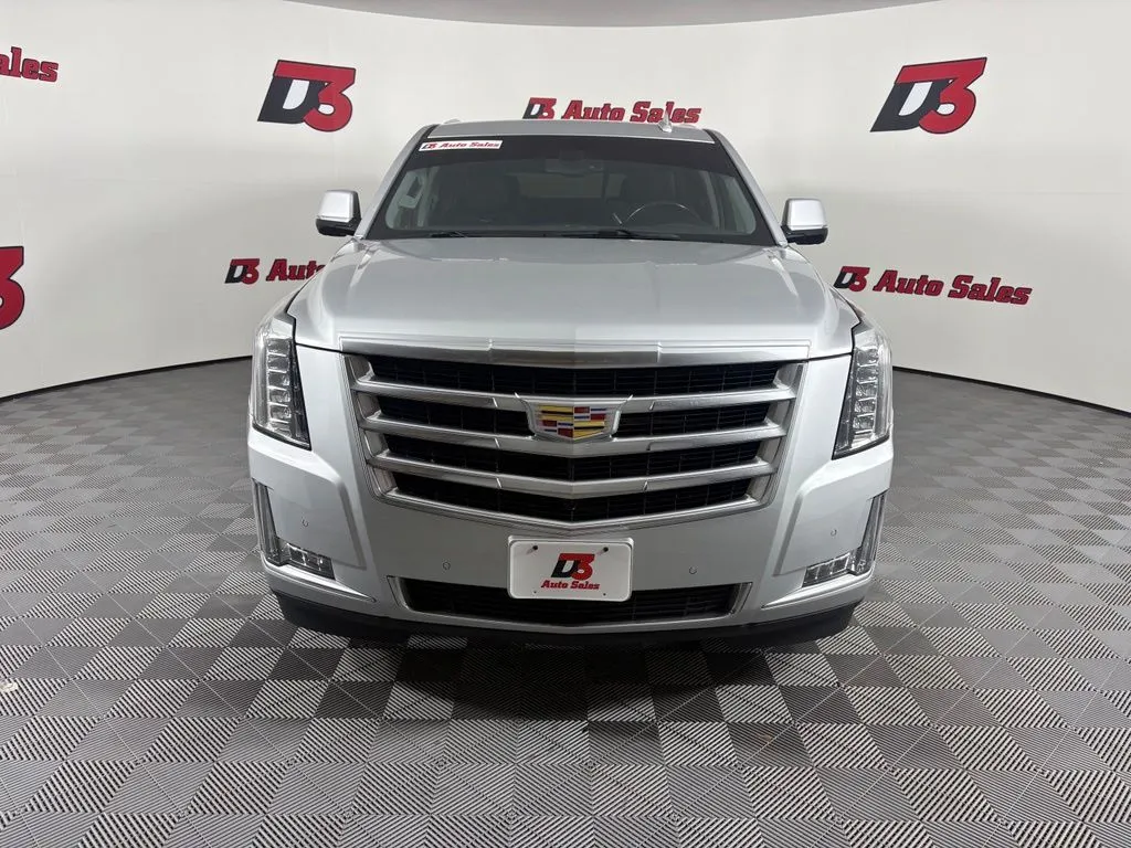 Cadillac Escalade photo 9