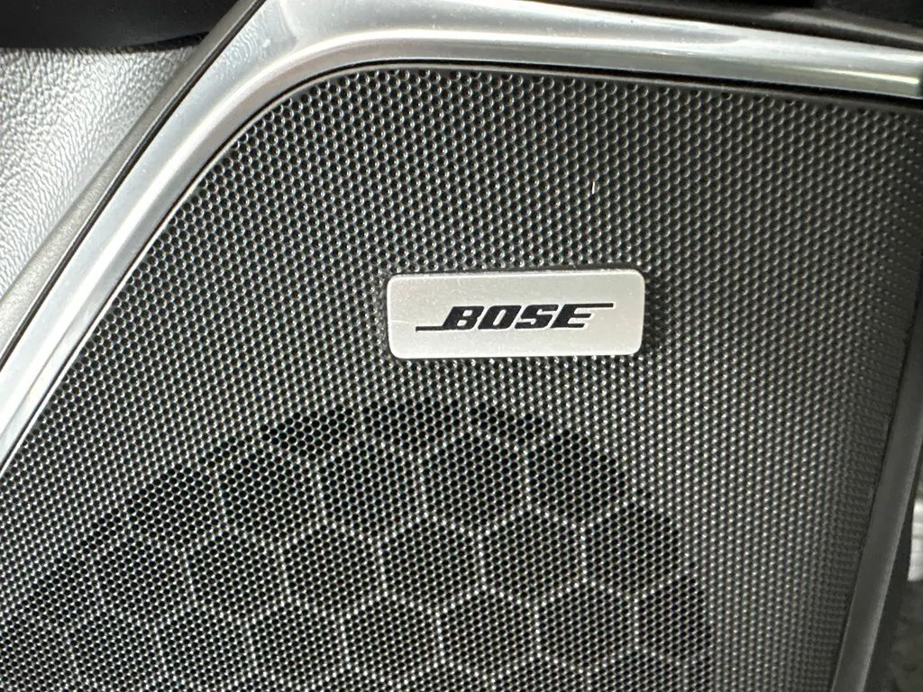Cadillac Escalade photo 16
