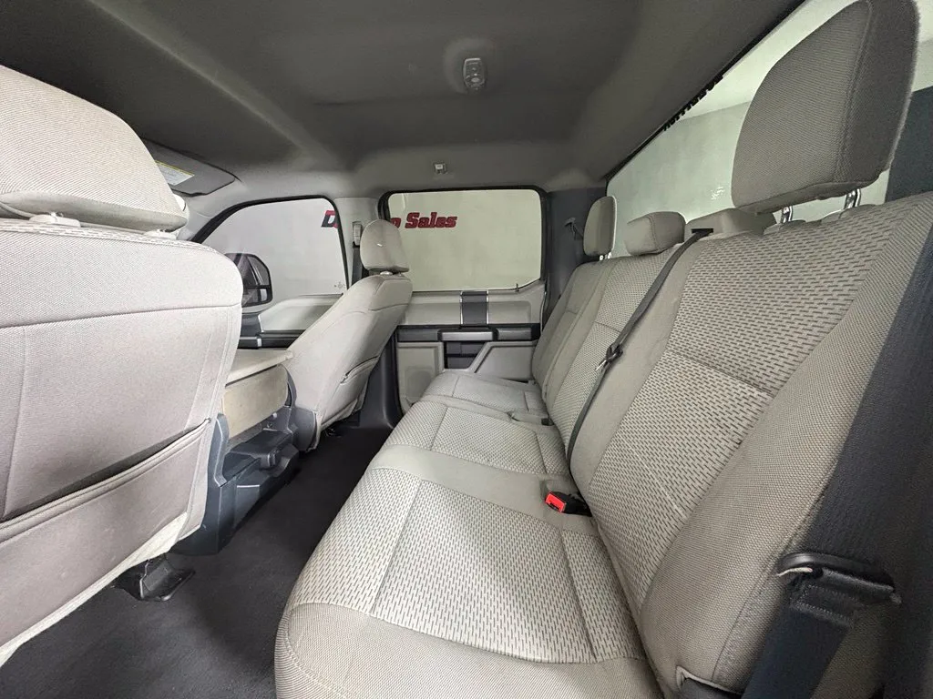 Ford F-250SD photo 42