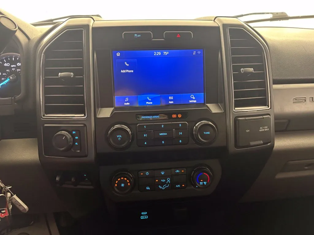 Ford F-250SD photo 23