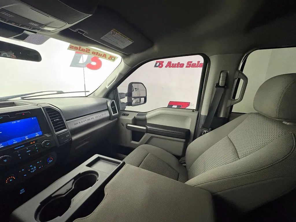 Ford F-250SD photo 31