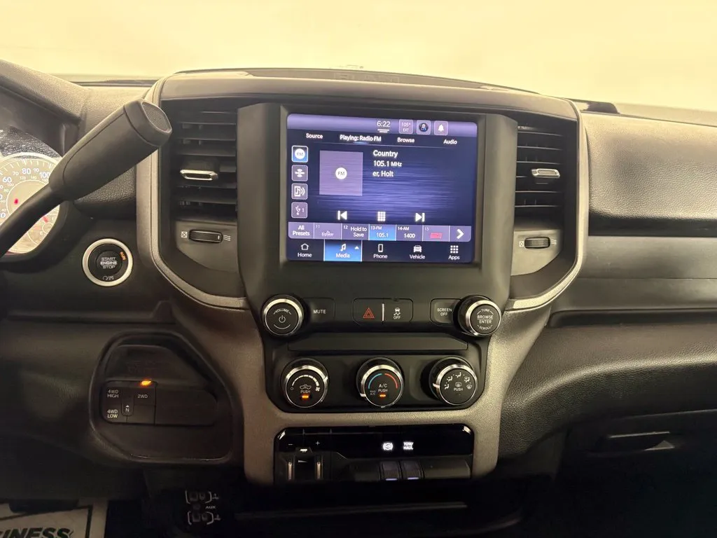 2024 RAM Ram 3500 Pickup Tradesman - Photo 25