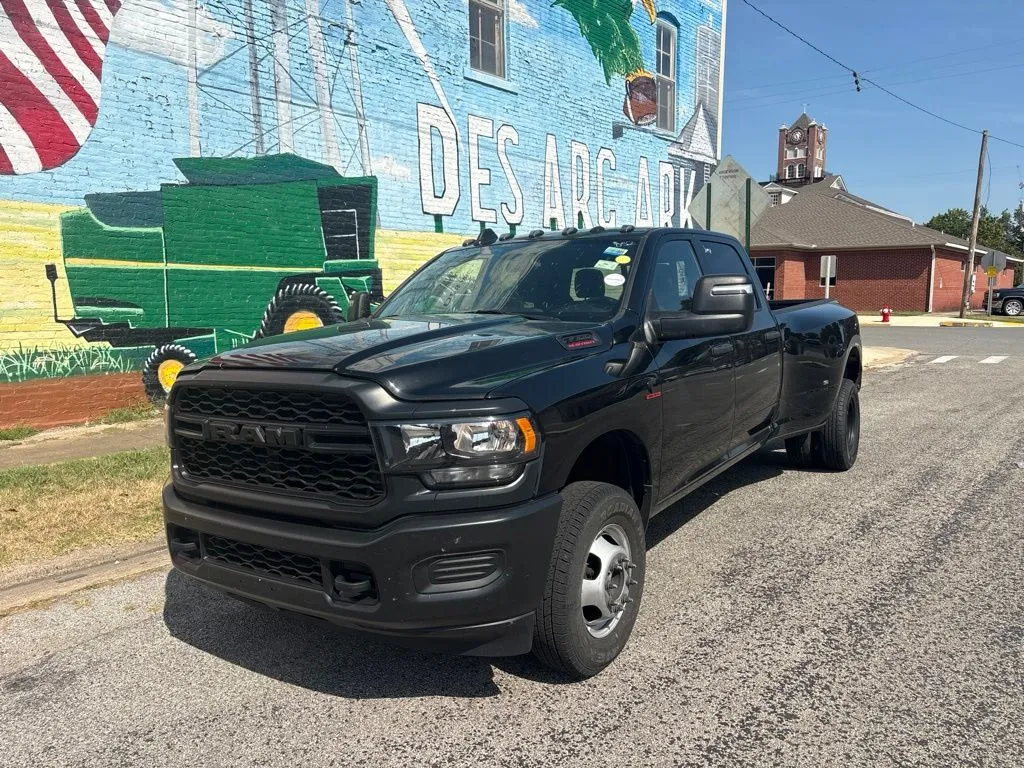 Used 2024 RAM Ram 3500 Pickup Tradesman with VIN 3C63RRGL8RG358521 for sale in Little Rock