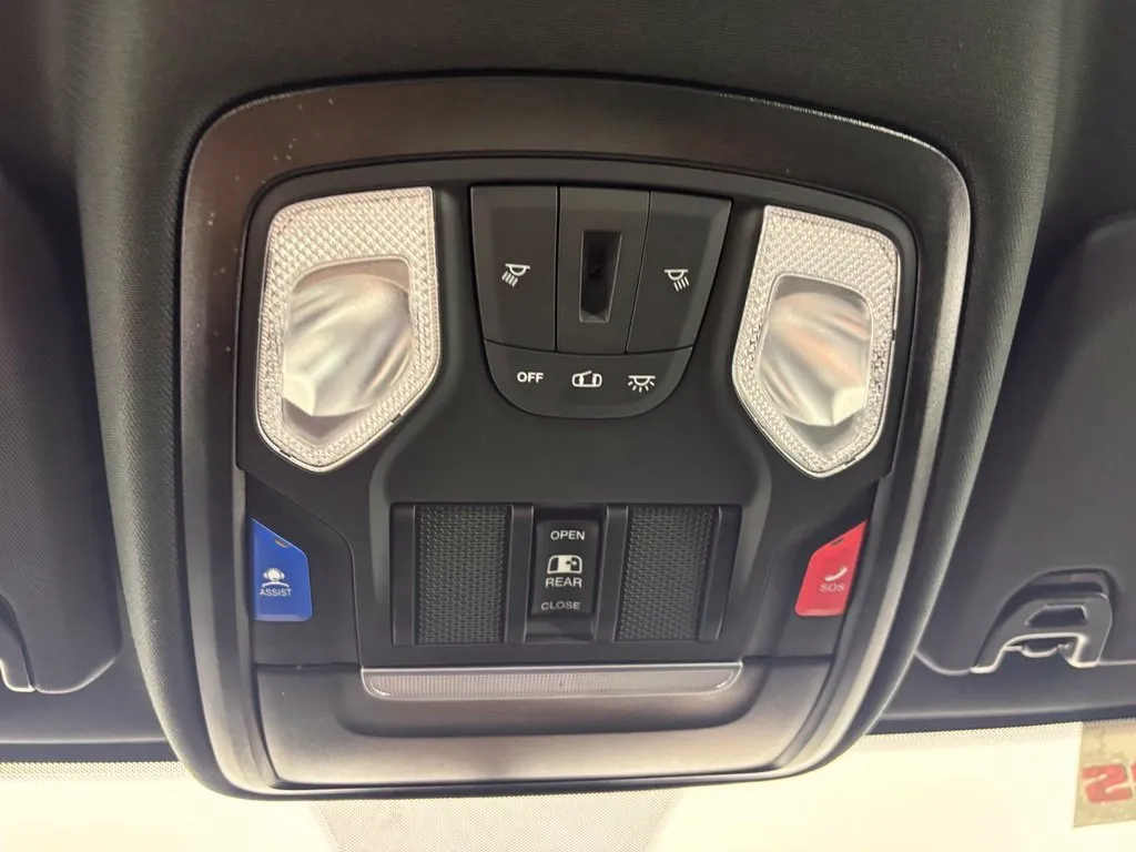 2024 RAM Ram 3500 Pickup Tradesman - Photo 33