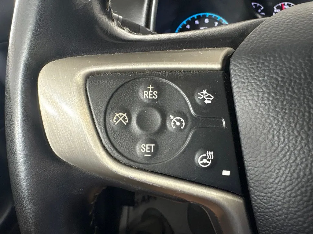 GMC Canyon photo 17