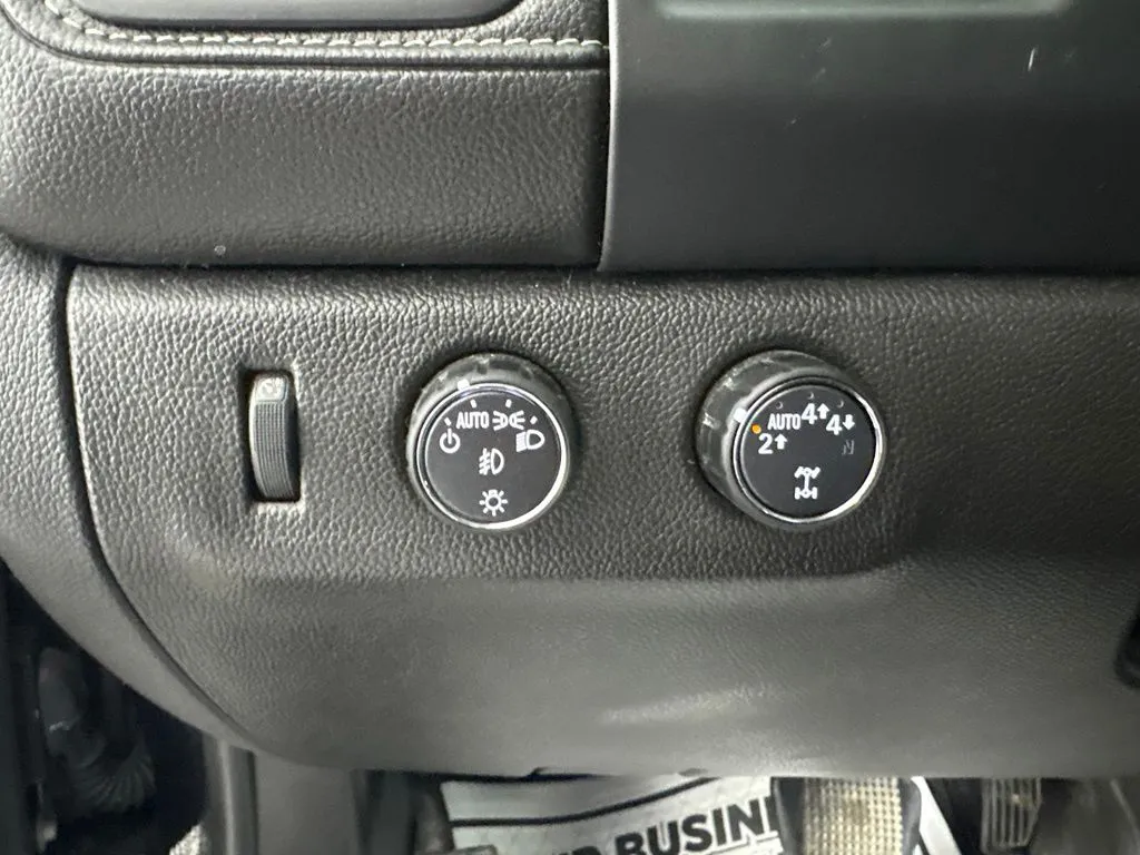 GMC Canyon photo 15