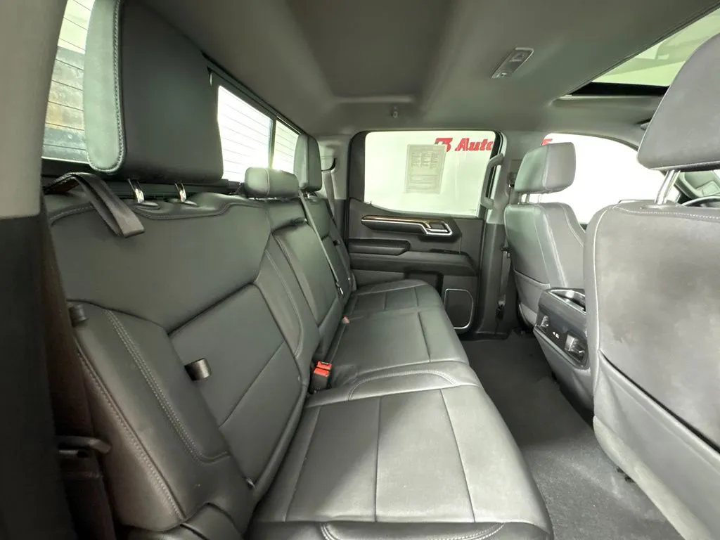 Chevrolet Silverado photo 47