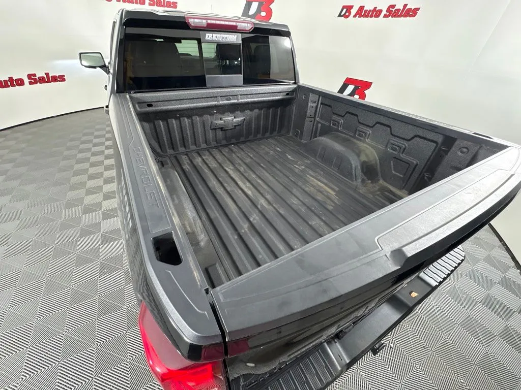 Chevrolet Silverado photo 50