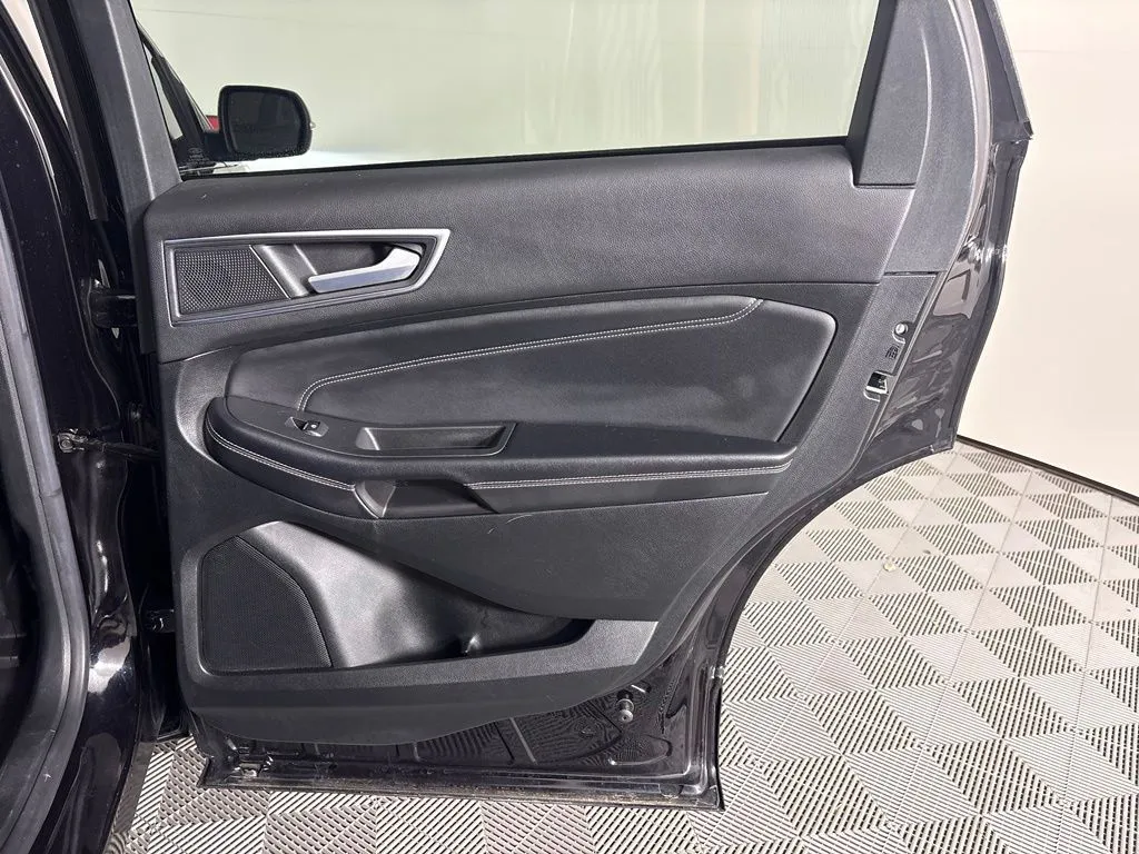 Ford Edge photo 43
