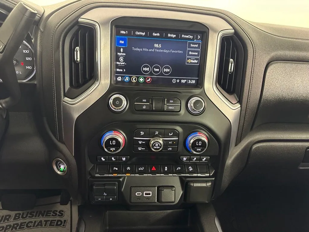GMC Sierra photo 25