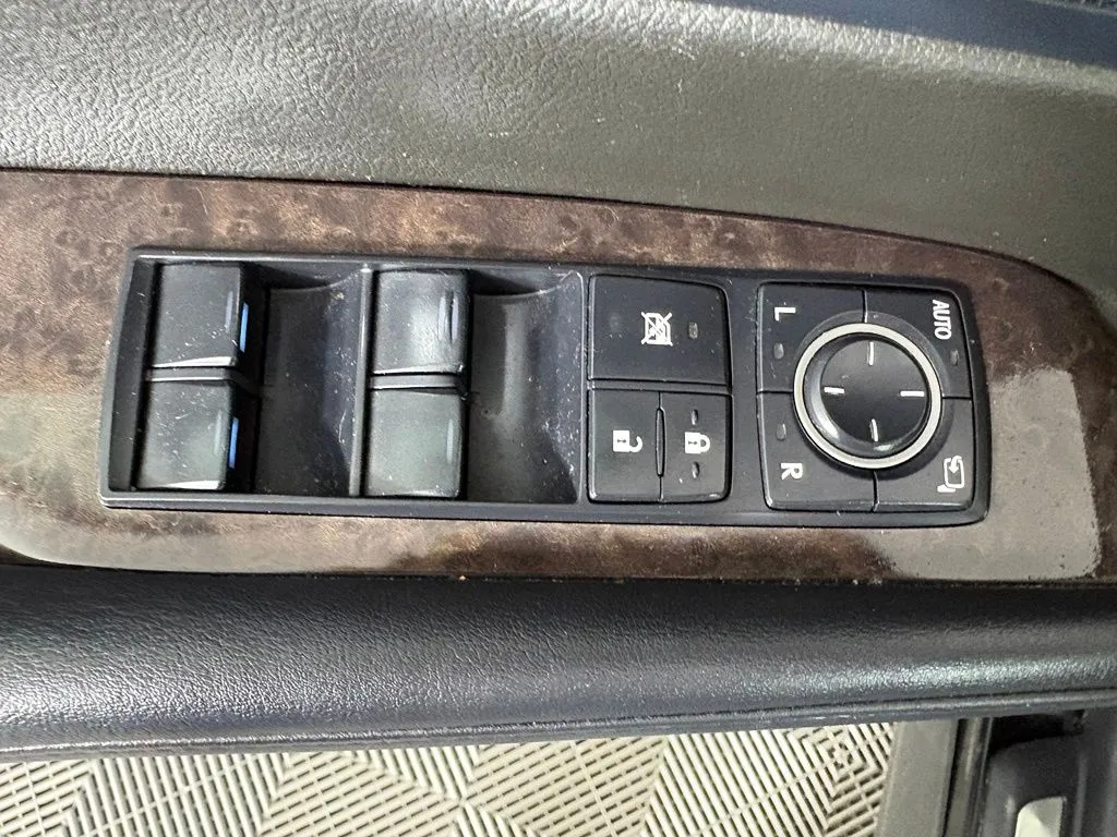 Lexus RX photo 14