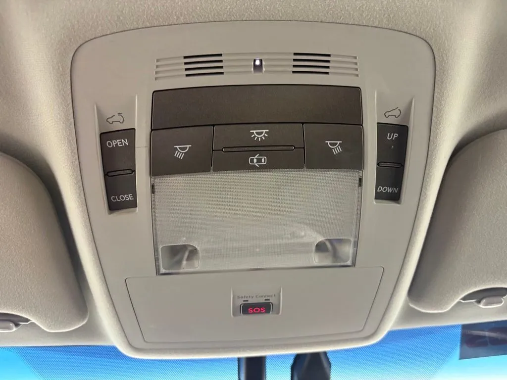 Lexus RX photo 31