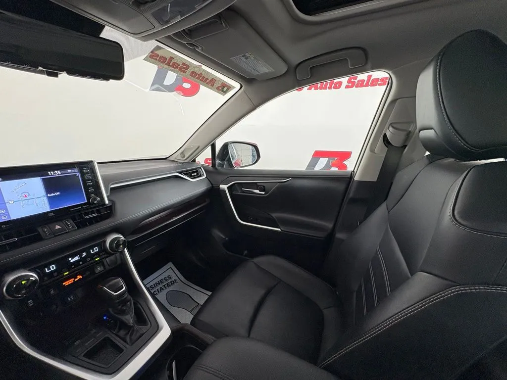 Toyota RAV4 photo 27