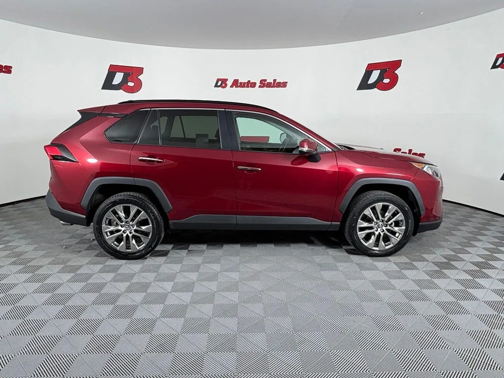 Toyota RAV4 photo 7