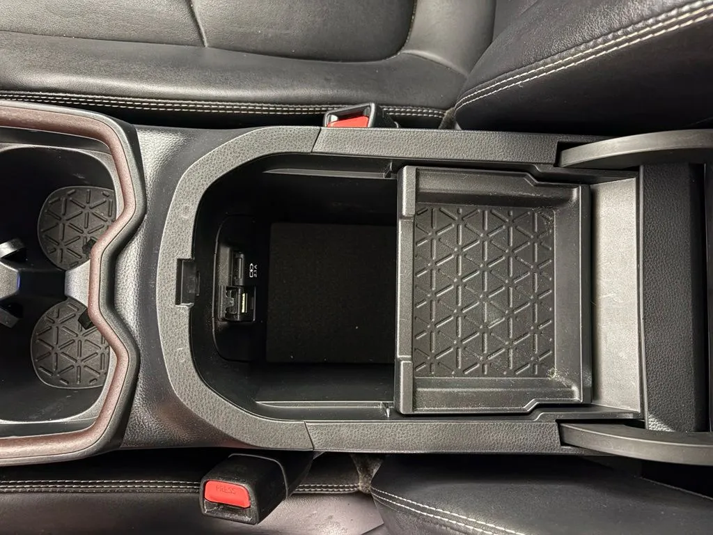 Toyota RAV4 photo 30