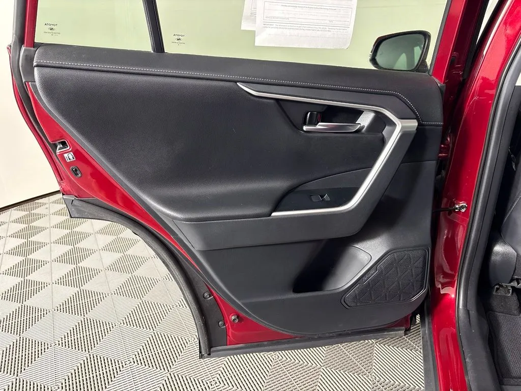 Toyota RAV4 photo 39
