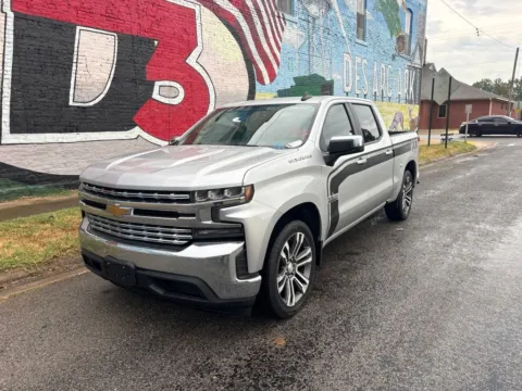 Photos of 2019 Chevrolet Silverado 1500 LT for sale in Des Arc, AR at D3 Auto Sales - Des Arc, AR