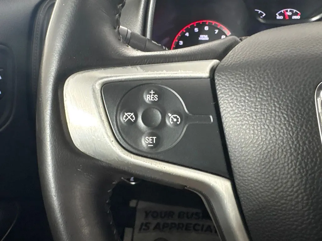 GMC Canyon photo 18
