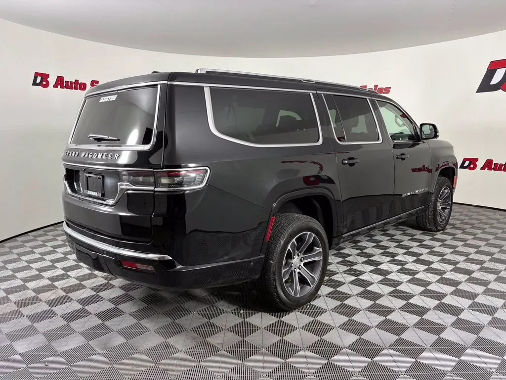 2023 Jeep Grand Wagoneer L Series I - Photo 8