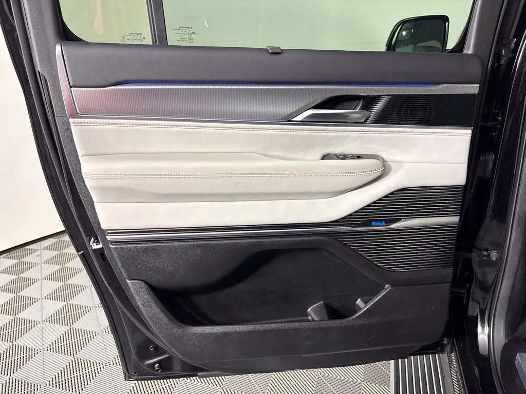 2023 Jeep Grand Wagoneer L Series I - Photo 45