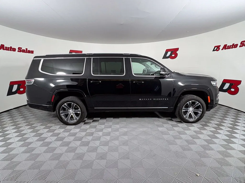 2023 Jeep Grand Wagoneer L Series I - Photo 9
