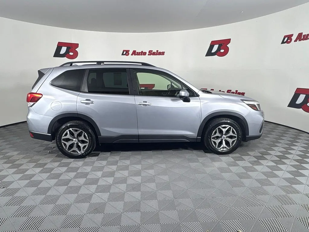 Subaru Forester photo 7