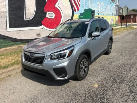 Photos of 2021 Subaru Forester Premium for sale in Des Arc, AR at D3 Auto Sales - Des Arc, AR
