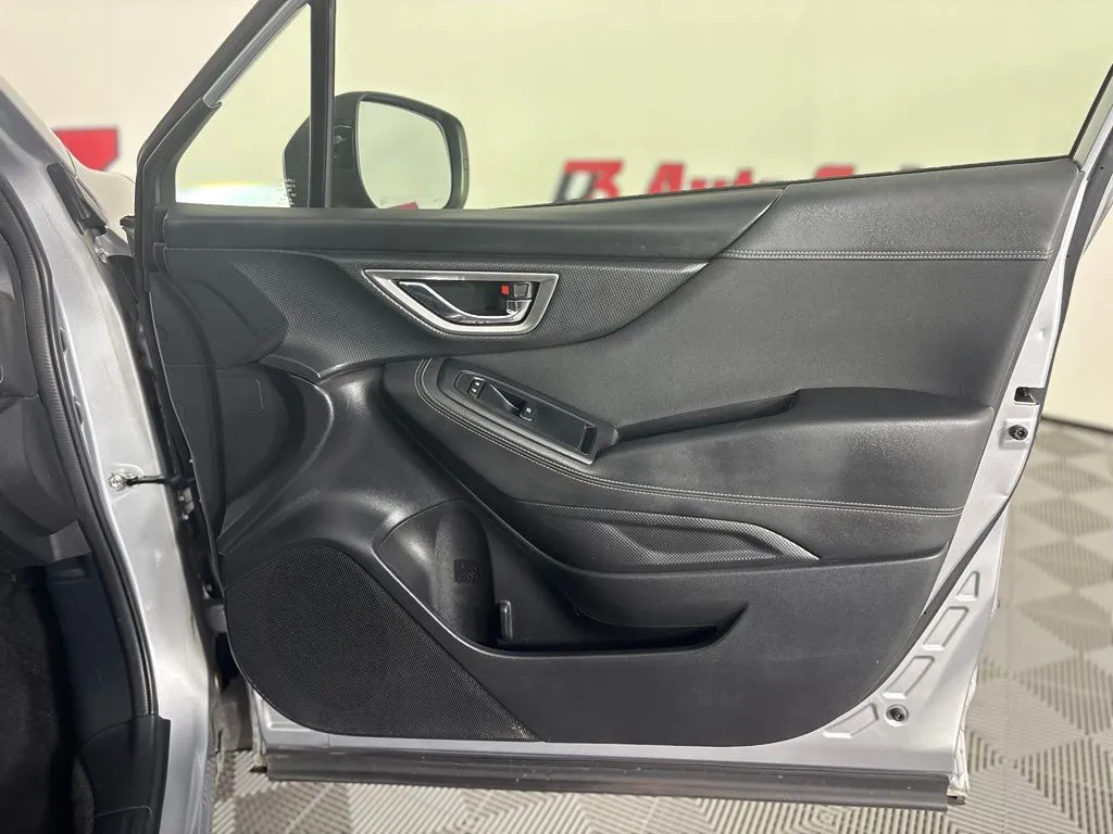Subaru Forester photo 33