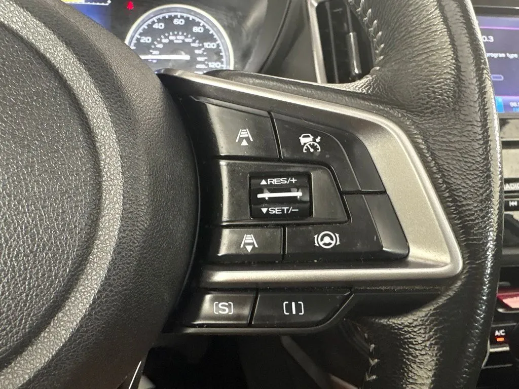 Subaru Forester photo 17