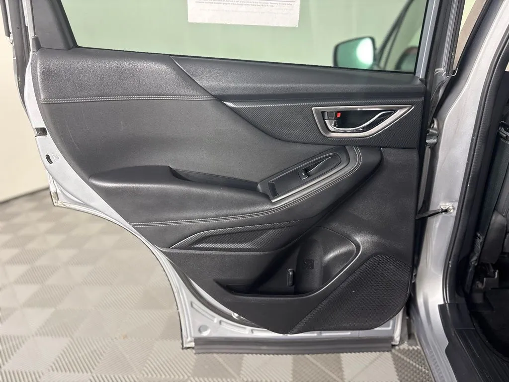 Subaru Forester photo 38
