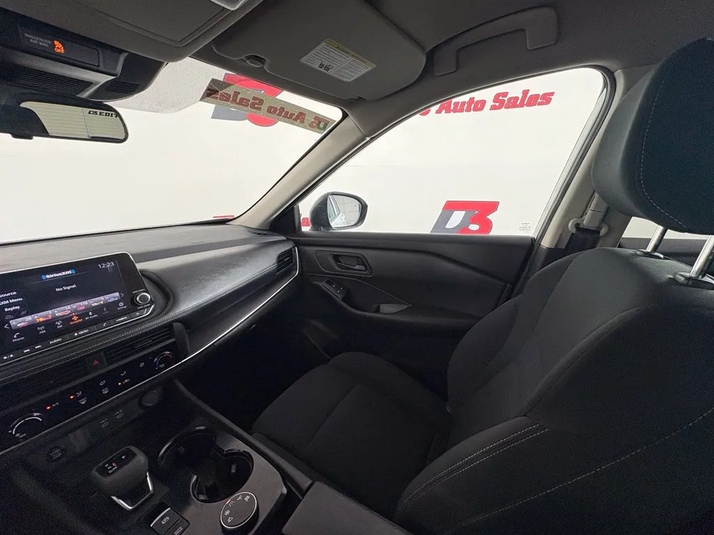 Nissan Rogue photo 25