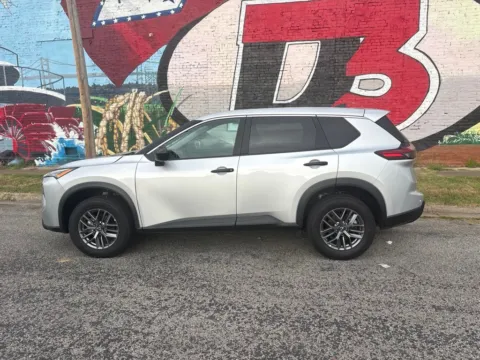 Another view of 2024 Nissan Rogue S for sale in Des Arc, AR at D3 Auto Sales - Des Arc, AR