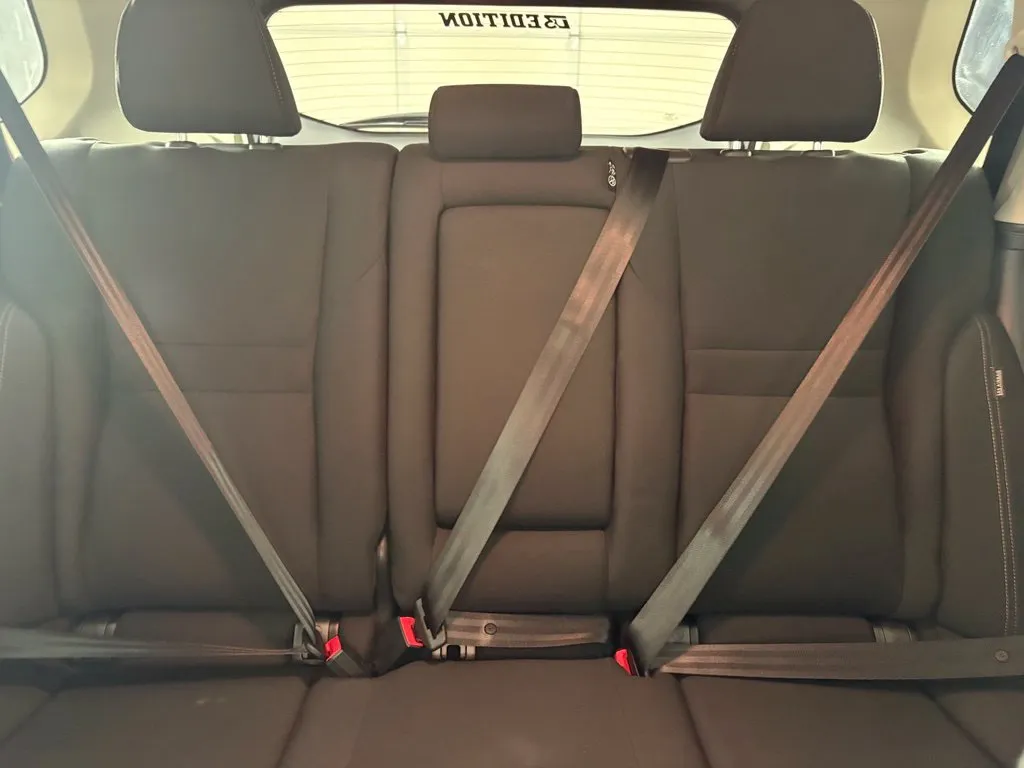 Nissan Rogue photo 34