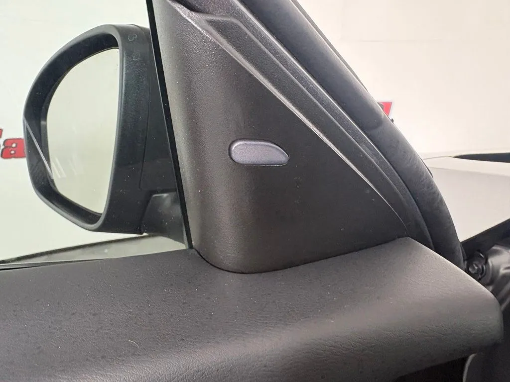 Nissan Altima photo 13