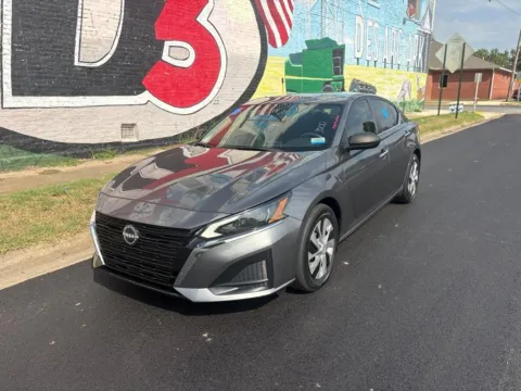 Photos of 2023 Nissan Altima 2.5 S for sale in Des Arc, AR at D3 Auto Sales - Des Arc, AR