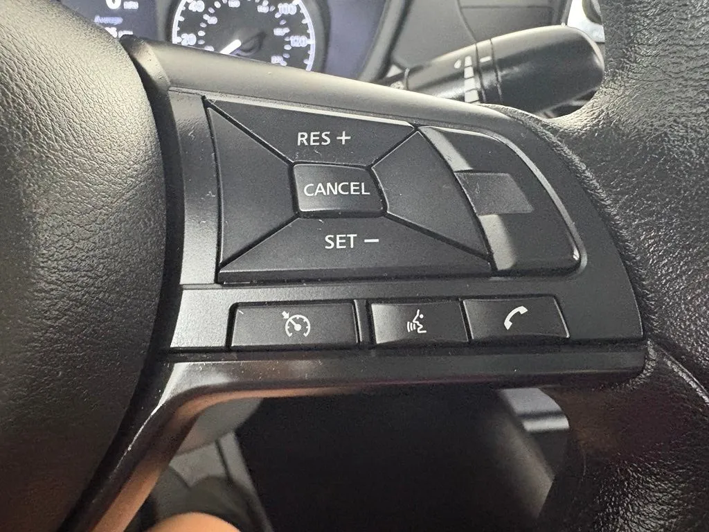 Nissan Altima photo 18
