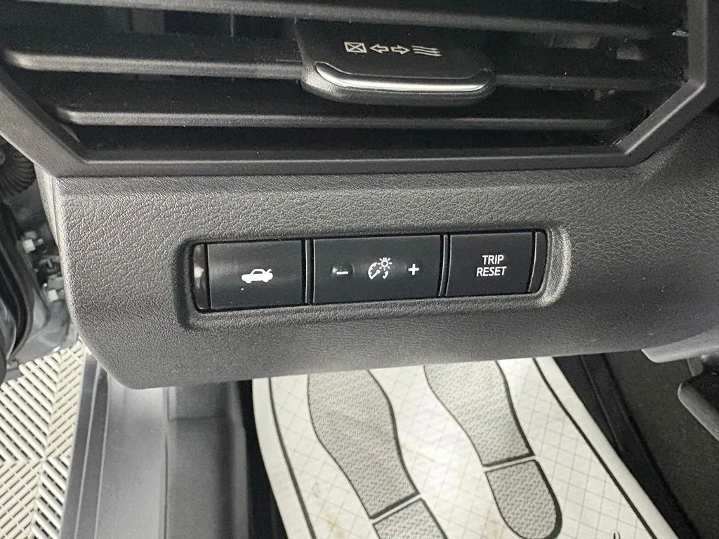 Nissan Altima photo 15